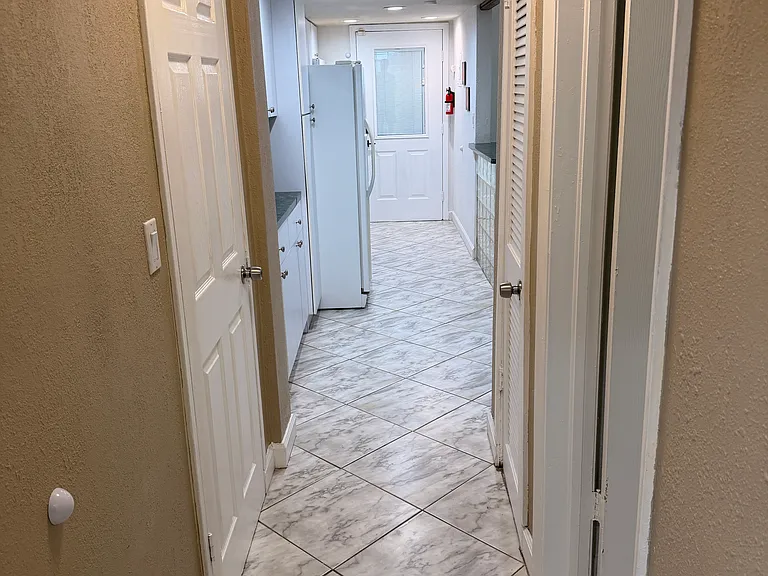 525 Meridian Ave #105 — Photo 8