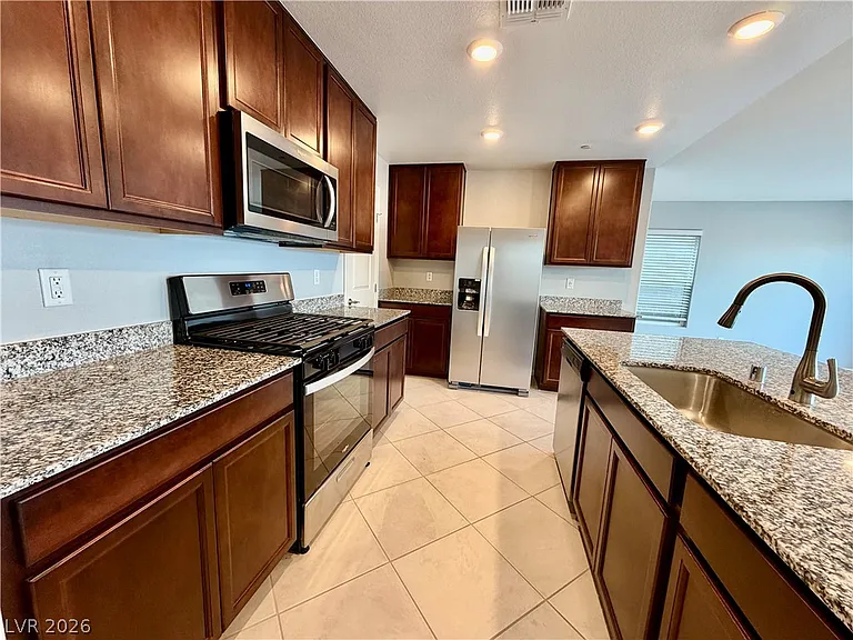 10828 Montana Blanca Ave — Photo 3