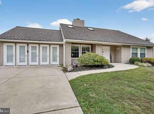 32 Carlton Ave, Marlton, NJ 08053