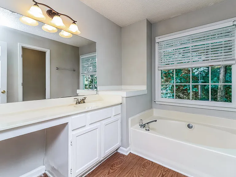 1952 McAdoo Ct SW — Photo 15
