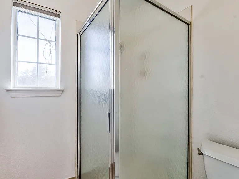 1708 Pagedale Cv — Photo 32