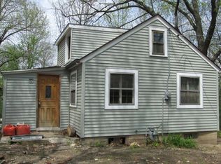 S71W19288 Hillview Dr, Muskego, WI 53150