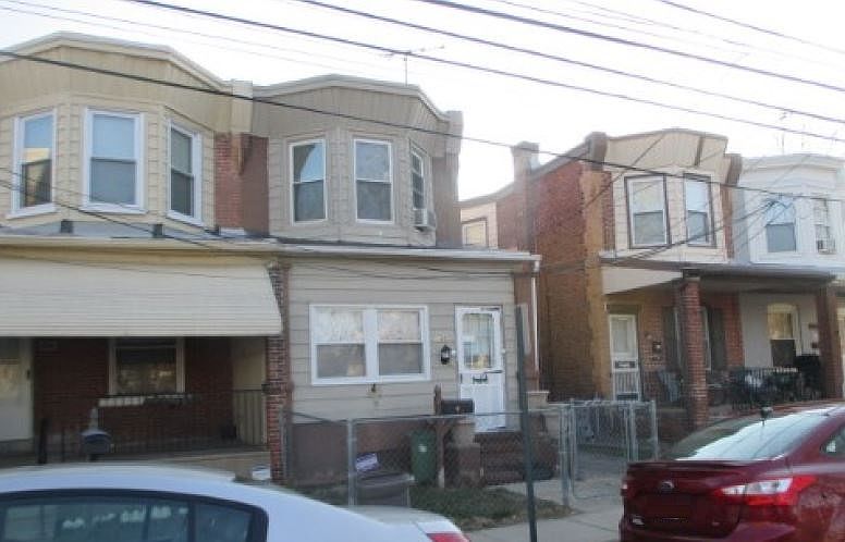 2nd image of 105 Roberta Ave