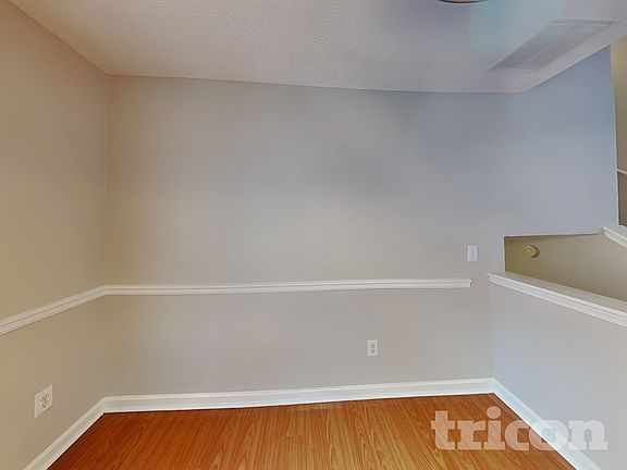 4th image of 5005 Hyacinth Ln