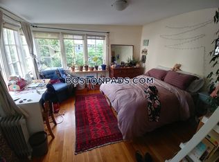533 Putnam Ave #2, Cambridge, MA 02139