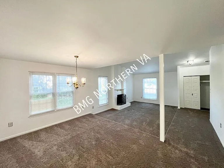 1724 Fantasia Cir — Photo 5