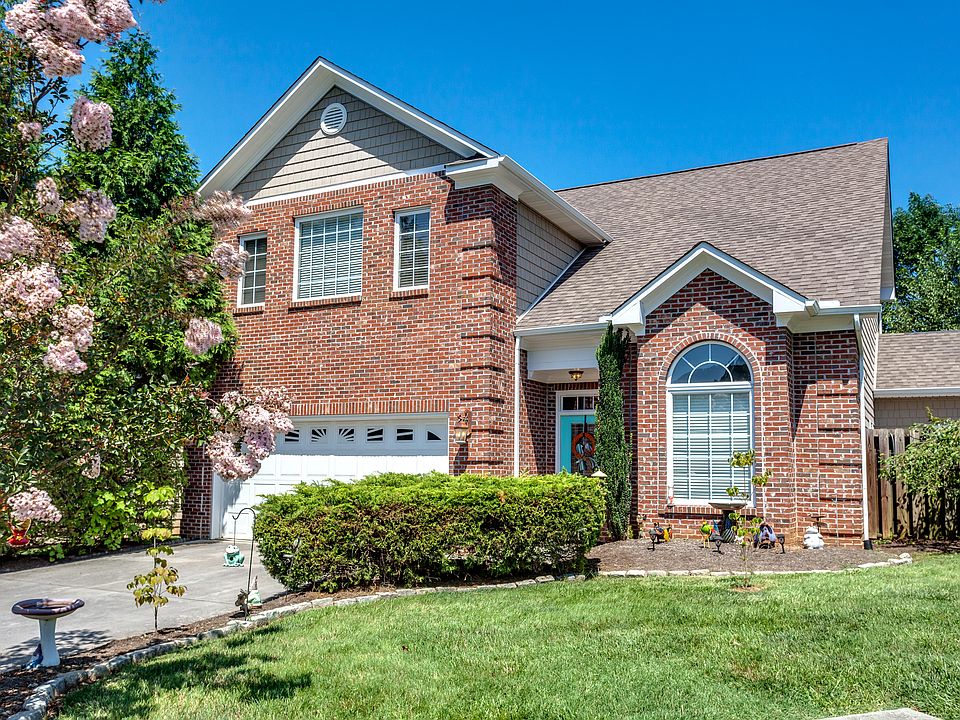 1st image of 8511 King Arthur Way