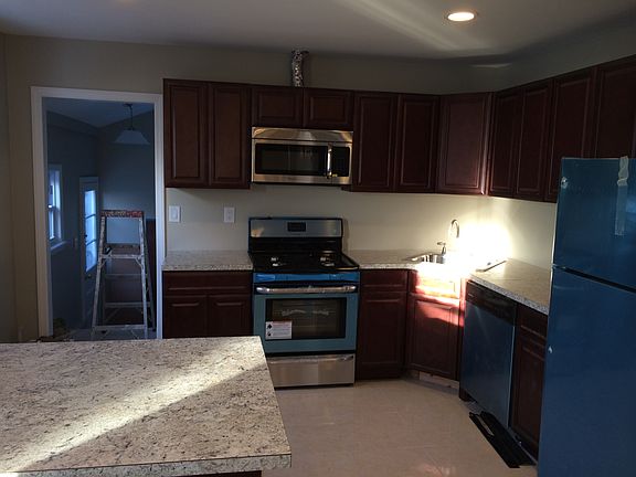 2nd image of 46-48 4th Ave