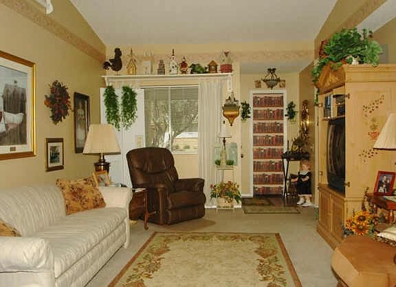 4th image of 18851 W Palomar Drive