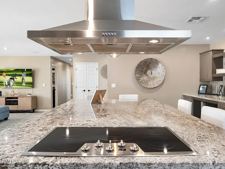 8625 E Lincoln Dr — Photo 9
