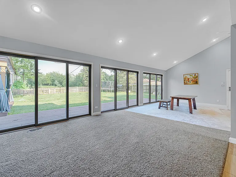 23327 N Wildwood Ln — Photo 3
