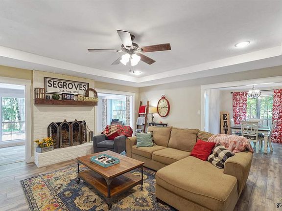 3rd image of 1339 Bridle Path Ln