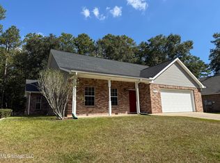 84124 Bayou Dr, Diamondhead, MS 39525