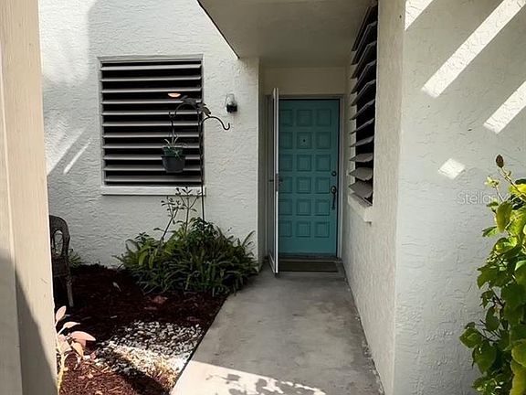2nd image of 226 Lakewood Dr #226