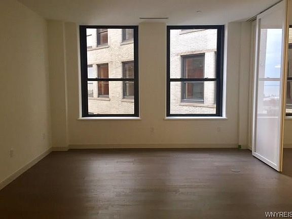 4th image of 298 Main St Ste 705