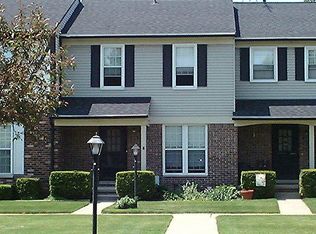 3218 Alpine Dr, Ann Arbor, MI 48108