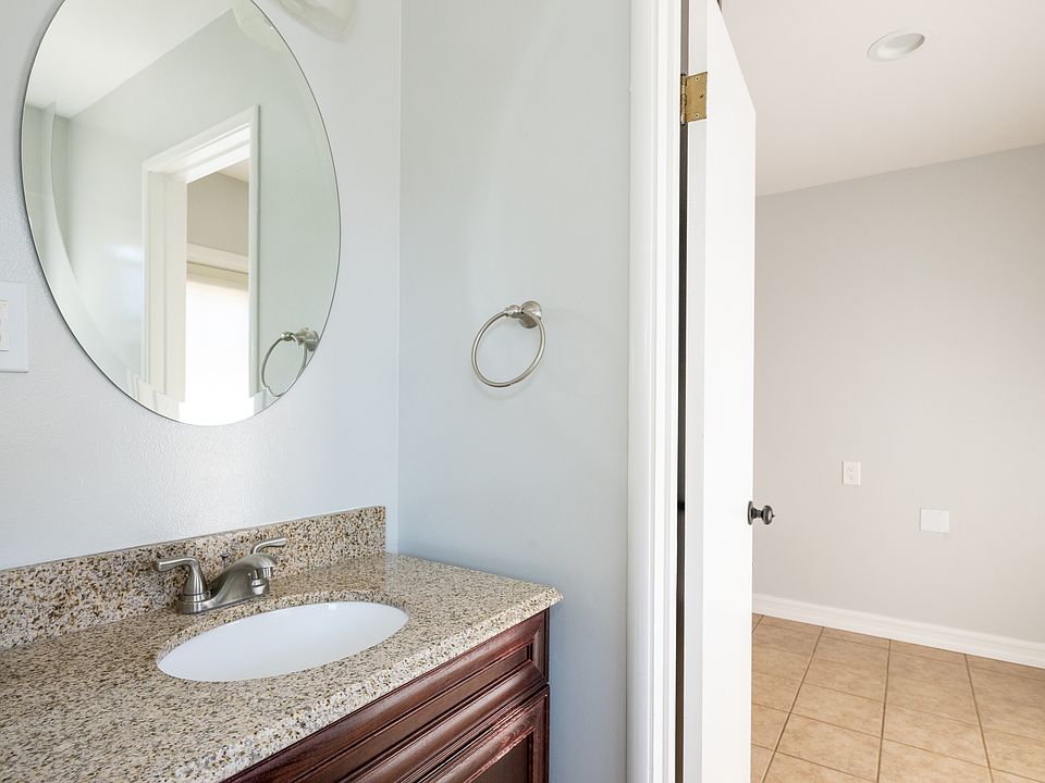 1st image of 2396 Kehoe Ave