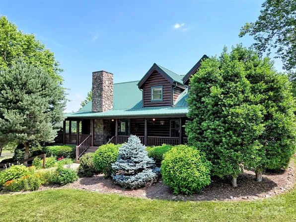 32 Tibi Ln, Waynesville, NC 28785