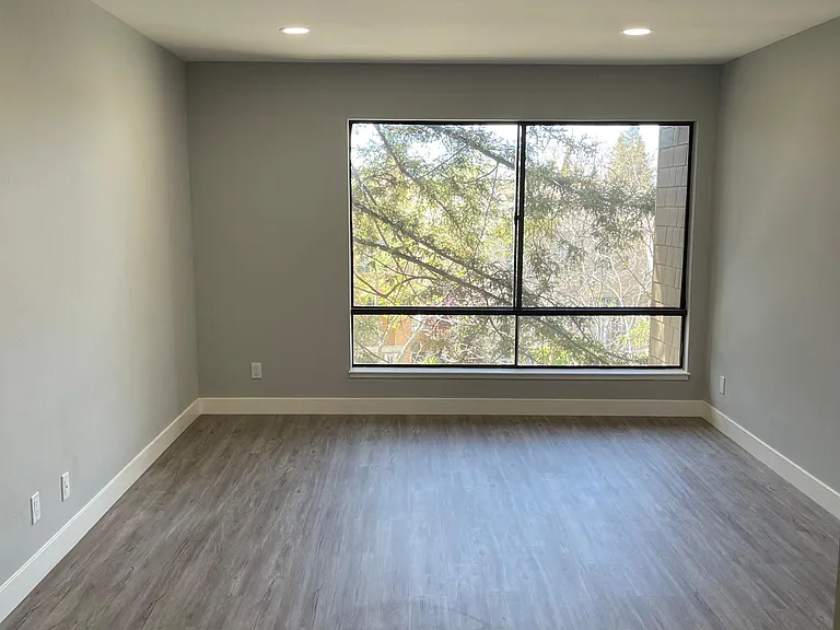 49 Showers Dr #W302 — Photo 8