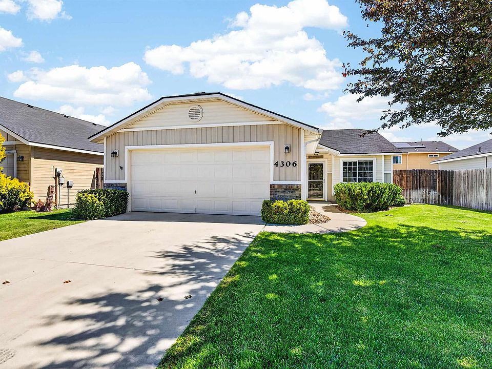 1st image of 4306 S Glenmere Way