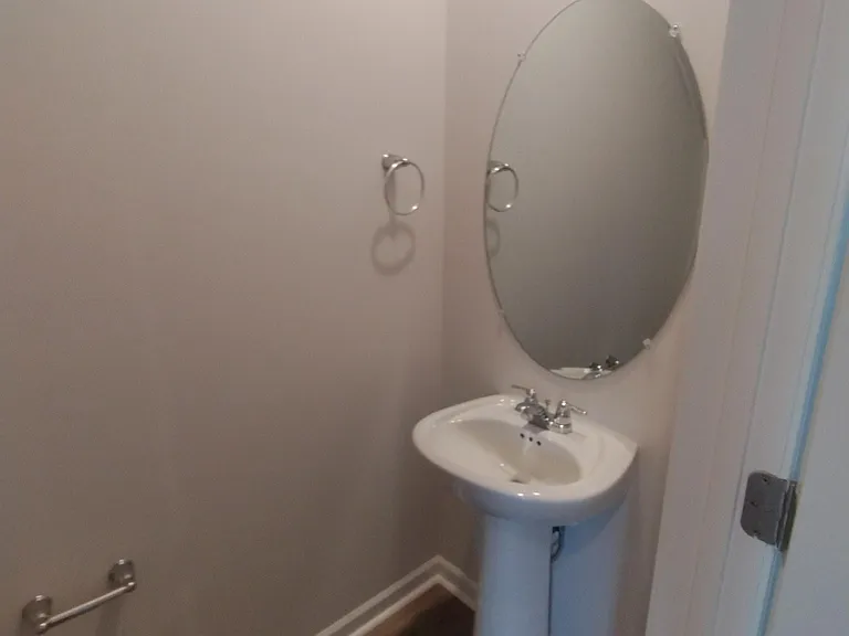 105 Cecil Rd — Photo 5