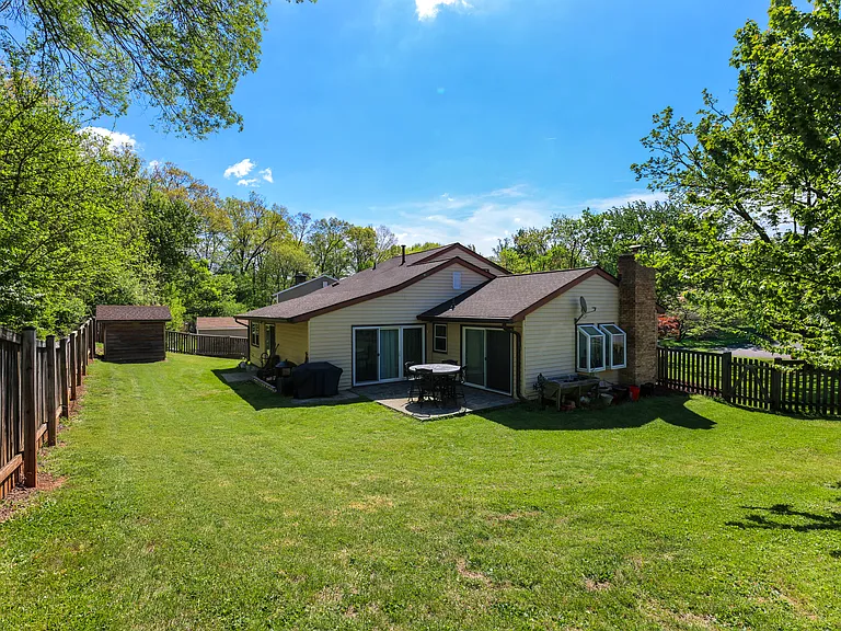 20 Running Brook Ln — Photo 45