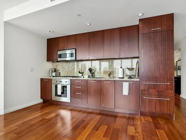 10700 NE 4th St #1808 — Photo 7