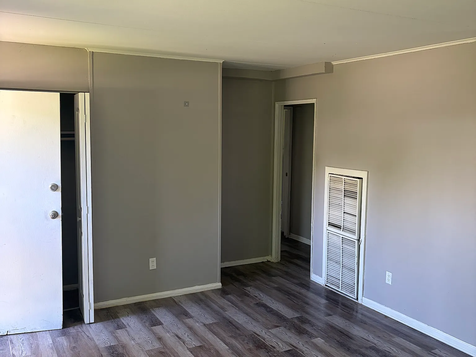 2 bed, 800 sqft, $1,000 — Photo 2