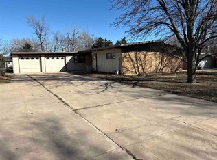 312 N Garfield St, Stafford, KS 67578