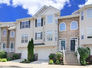 1347 Genovese Ln, Rahway, NJ 07065