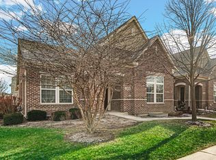 2656 Camberley Cir, Naperville, IL