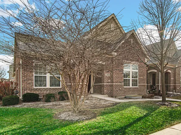 2656 Camberley Cir, Naperville, IL 60564