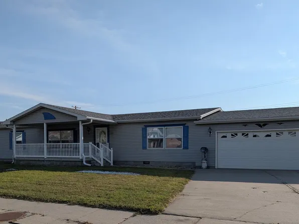 809 S 1st St, Norfolk, NE 68701