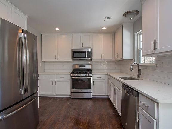 2nd image of 477 White Oak Trce