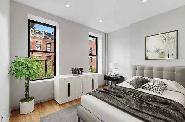 Rented by REAL New York | media 3