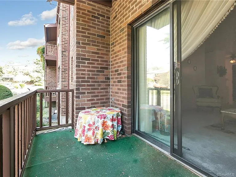 235 Henry Ave #31K — Photo 5