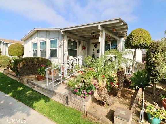 4th image of 1346 W Clear Lake Pl #70