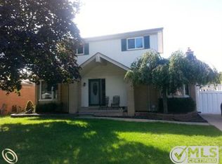 20853 Indiana Ave, Brownstown, MI 48183