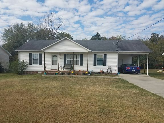 2nd image of 202 Canova Ct