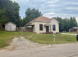 421 N Barker Ave, El Reno, OK 73036
