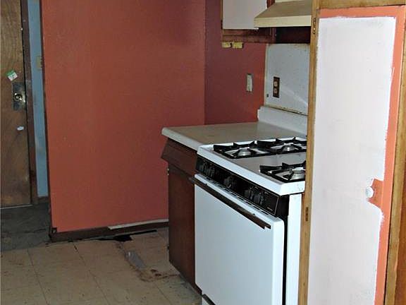 4th image of 309 W Florida Ave