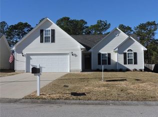 2632 Daniel Boone Ln, Hope Mills, NC 28348