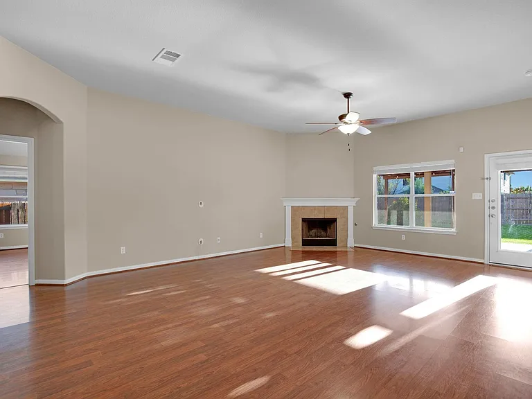 4494 Heritage Well Ln — Photo 10