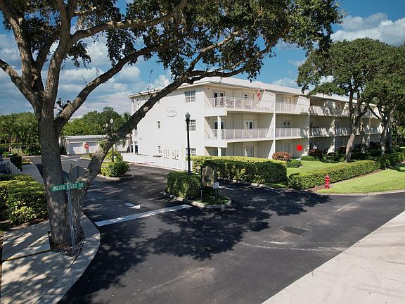 3rd image of 13570 Westport Drive #102