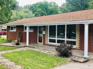 1929 Terrace Dr, Alton, IL 62002