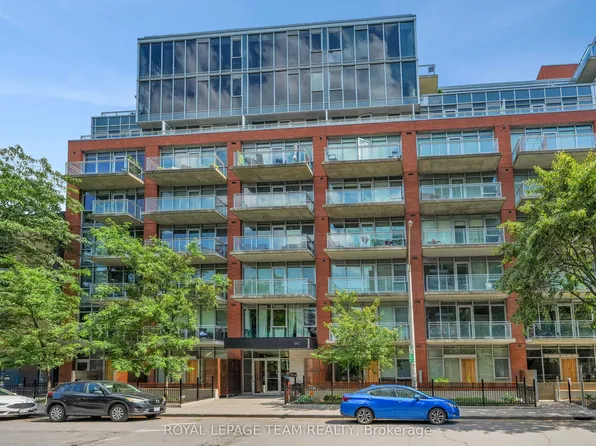 340 McLeod St #532, Ottawa, ON K2P 1A4
