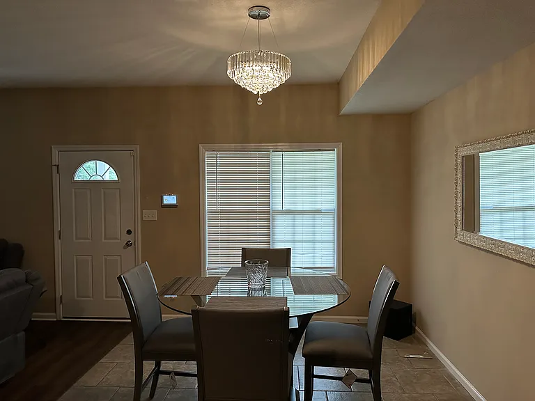 2416 Seth Pl — Photo 5