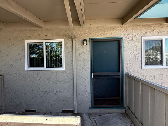5th image of 962 W Weddell Dr #11