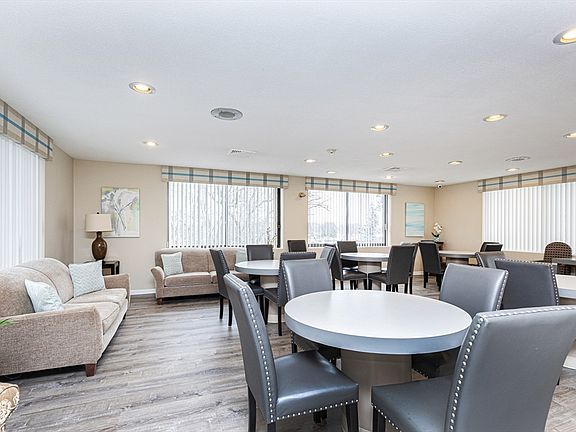 5th image of 1008 Paradise Rd APT 3N