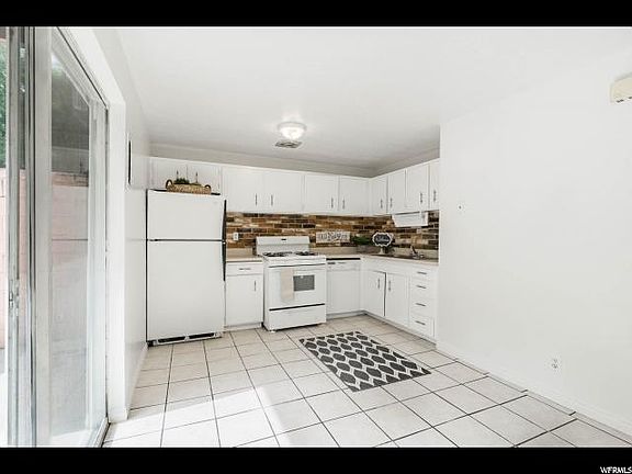 4th image of 1498 W Lancelot Dr Unit D